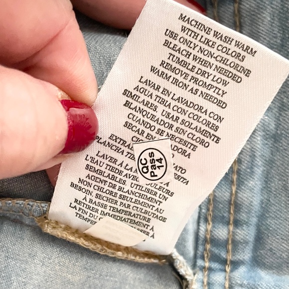 Nanette Lepore girl’s Denim Jacket Crop Light wash Ruffled Cotton blend Sz 12 - Picture 8 of 10